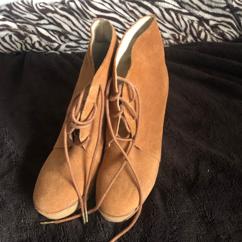 Michael Kors suede lace up boots sz 7.5 - Picture 2 of 8